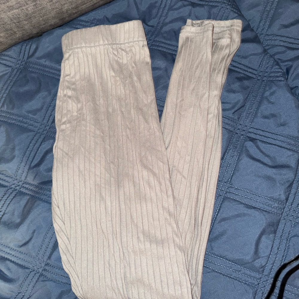 SHEIN Gray Ribbed Leggings